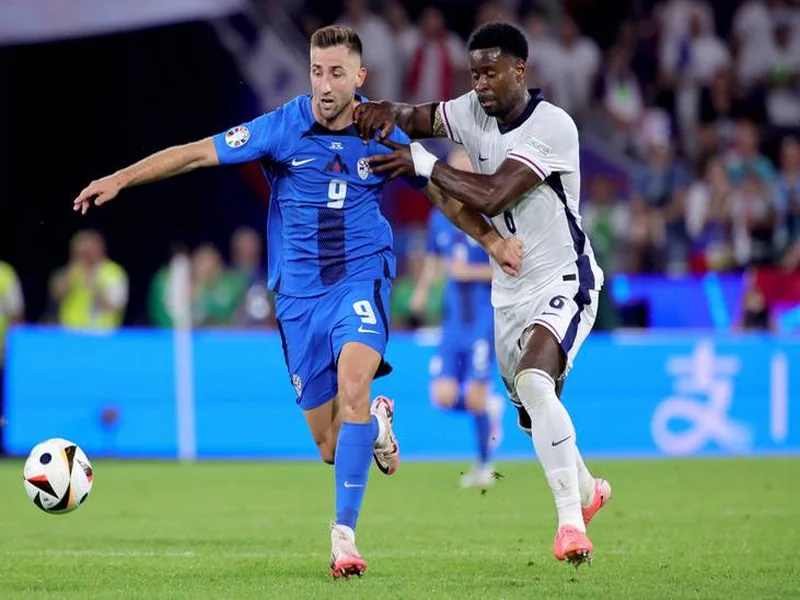 红军旧将：希望瑞典vs斯洛文尼亚伊萨克踢满全场，积累时间